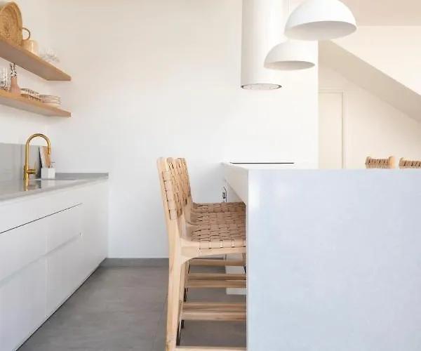 Noma - Design With Pool In - By Luna コラレホ