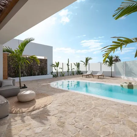 Villa Noma - Design Space With Pool In