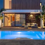 Villa Noma - Design With Pool In - By Luna