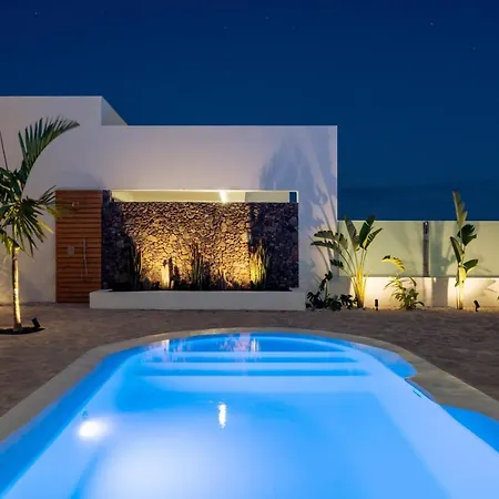 Noma - Design With Pool In - By Luna Villa