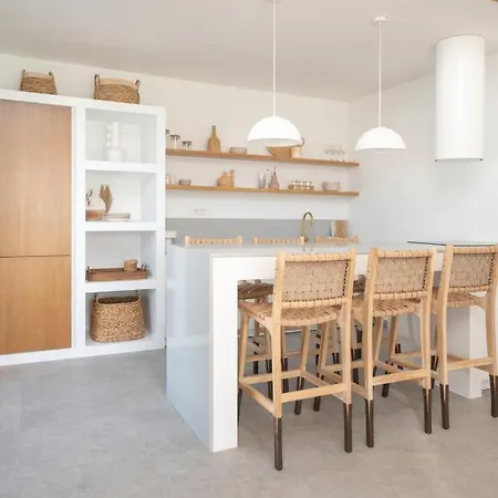 Noma - Design Space With Pool In Villa Corralejo