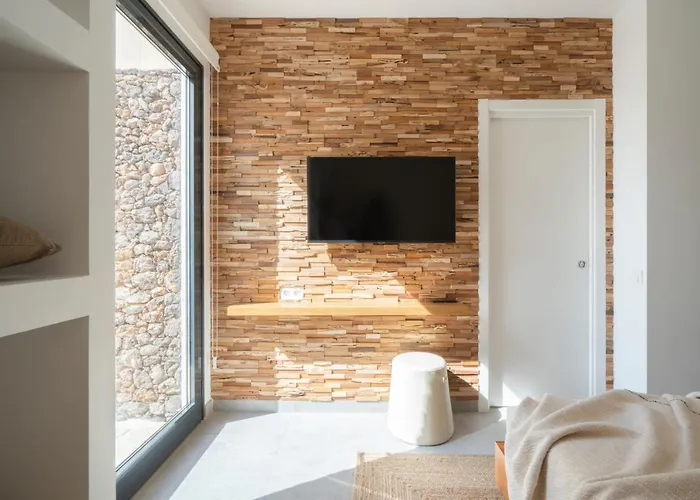 Noma - Design With Pool In - By Luna Villa