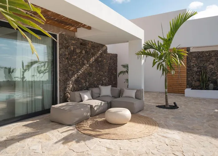 Villa Noma - Design With Pool In - By Luna *